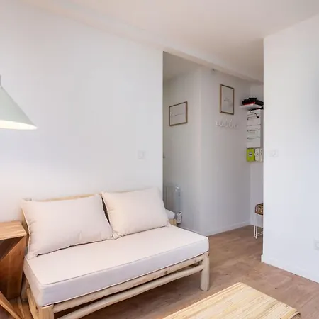 Perron - Cozy 2 People - *